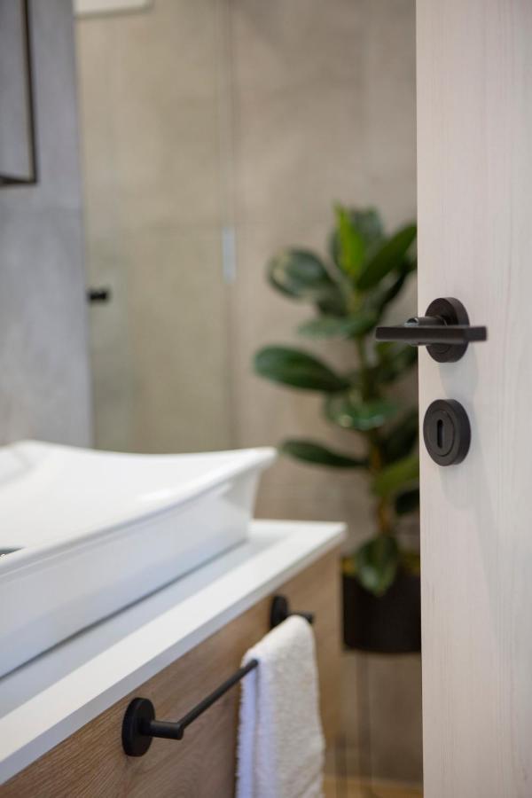 Villa Dimitris - The House Experience Frinion ภายนอก รูปภาพ